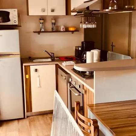 キャンプ場 Les Pierres Couchees 4 Etoiles A St Brevin Les Pins Emplacement Br22 3ch 2sdb 8 Personnes